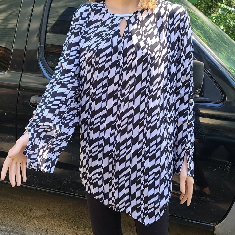 Cato lg slve button up  blk&white blouse